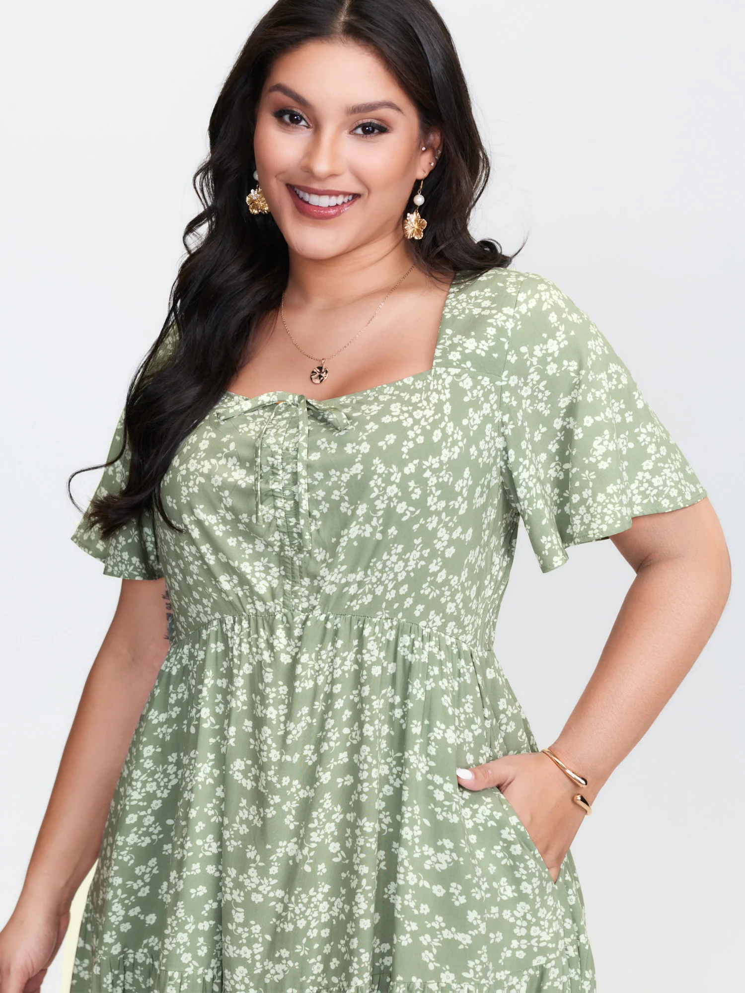 Ditsy Floral Sweetheart Drawstring Pocket Tiered Dress - Image 26