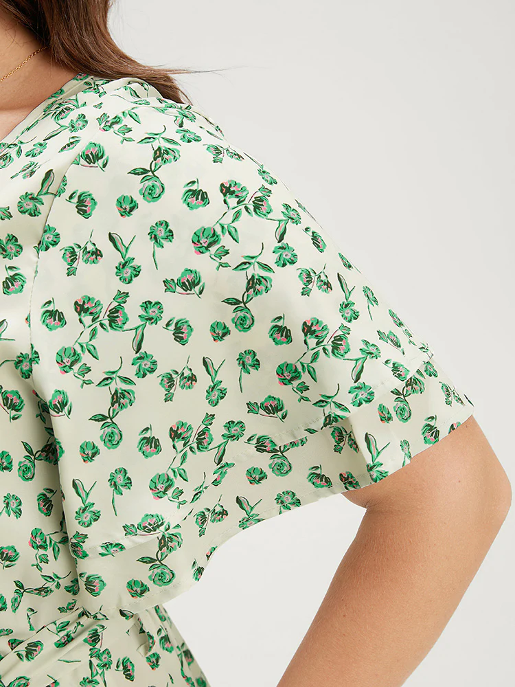 Ditsy Floral Flutter Sleeve Pocket Split Hem Belt Dress - Image 7