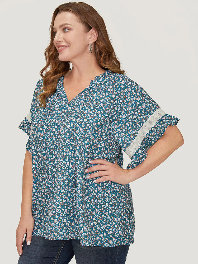 Ditsy Floral Frill Trim Lace Ruffle Sleeve Tie Neck Blouse - Image 2