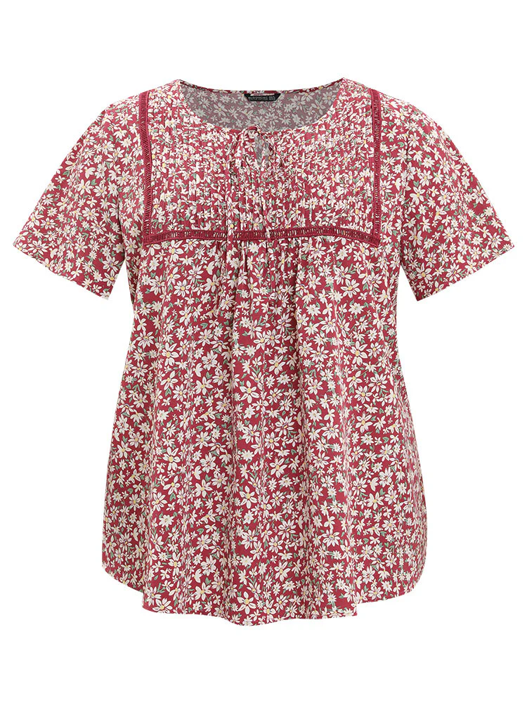 Ditsy Floral Lace Gathered Tie Neck Blouse - Image 11
