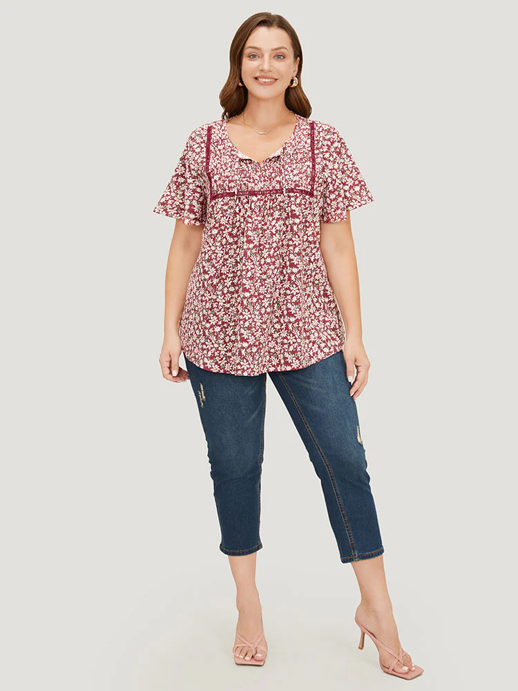 Ditsy Floral Lace Gathered Tie Neck Blouse - Image 6
