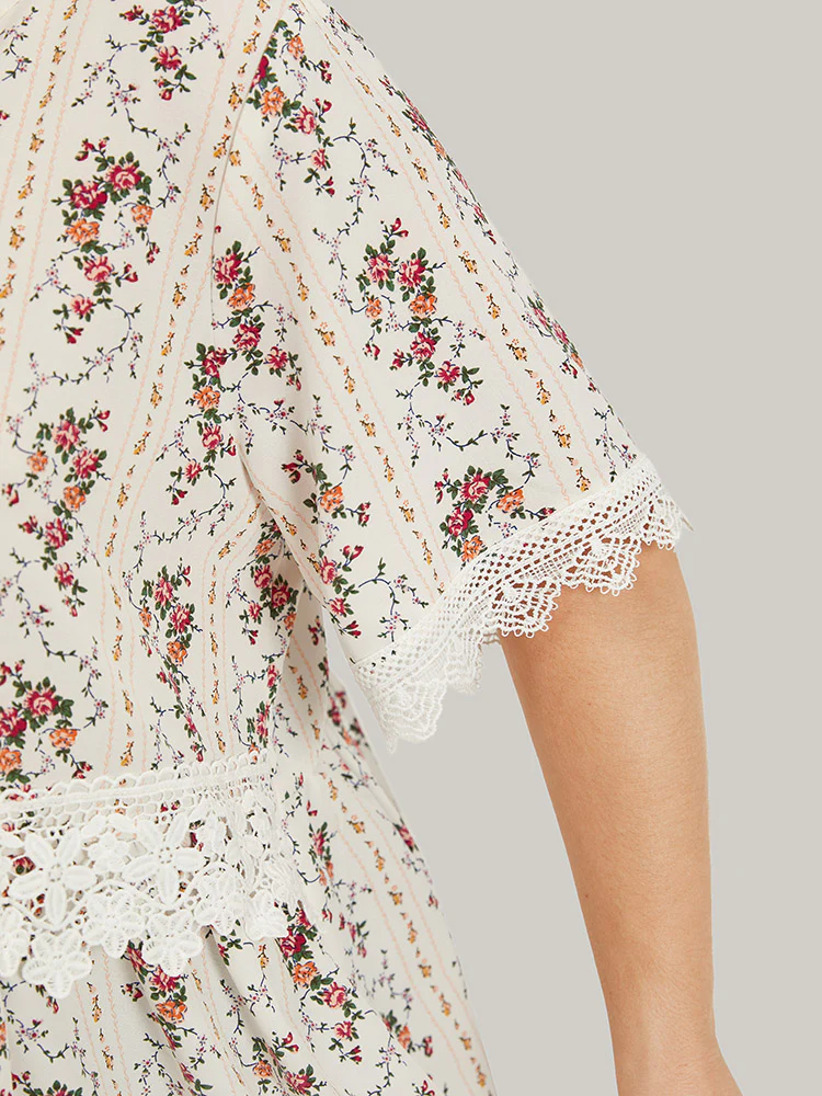 Ditsy Floral Lace Panel Elastic Waist Blouse - Image 7