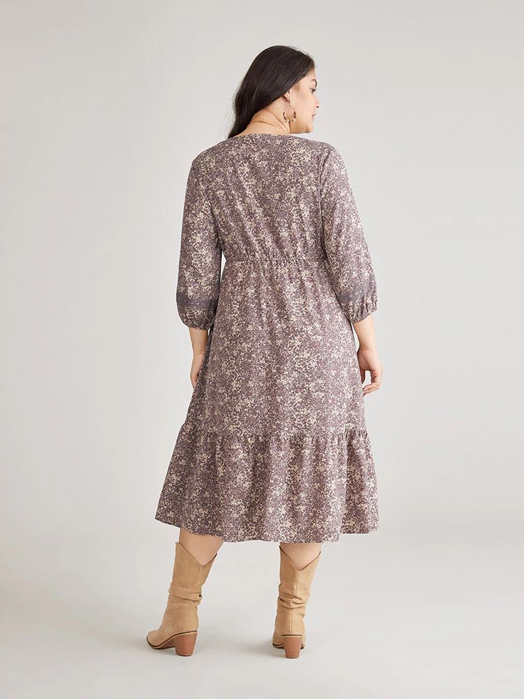 Ditsy Floral Layered Flutter Hem Lace Insert Dress - Image 2