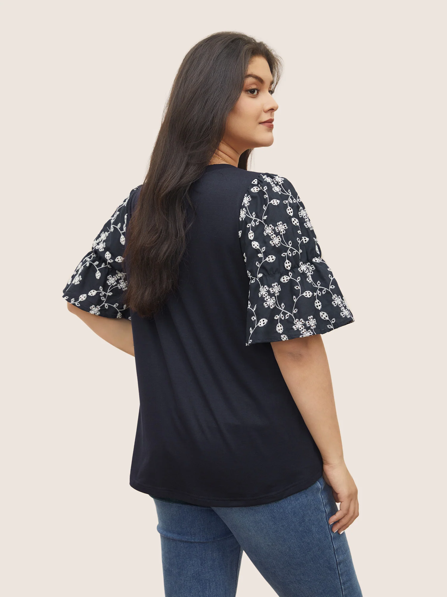 Ditsy Floral Patchwork Broderie Anglaise T-shirt - Image 4