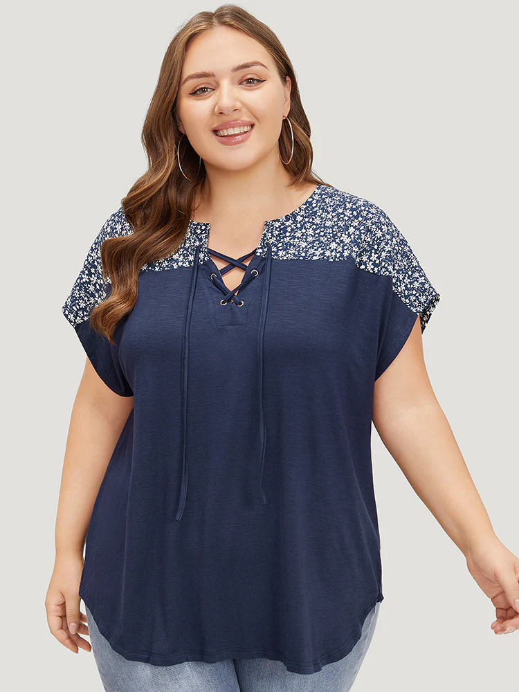 Ditsy Floral Patchwork Lace Up Notched T-shirt - Image 2