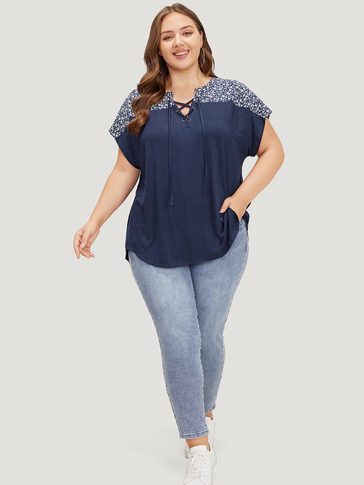 Ditsy Floral Patchwork Lace Up Notched T-shirt - Image 4