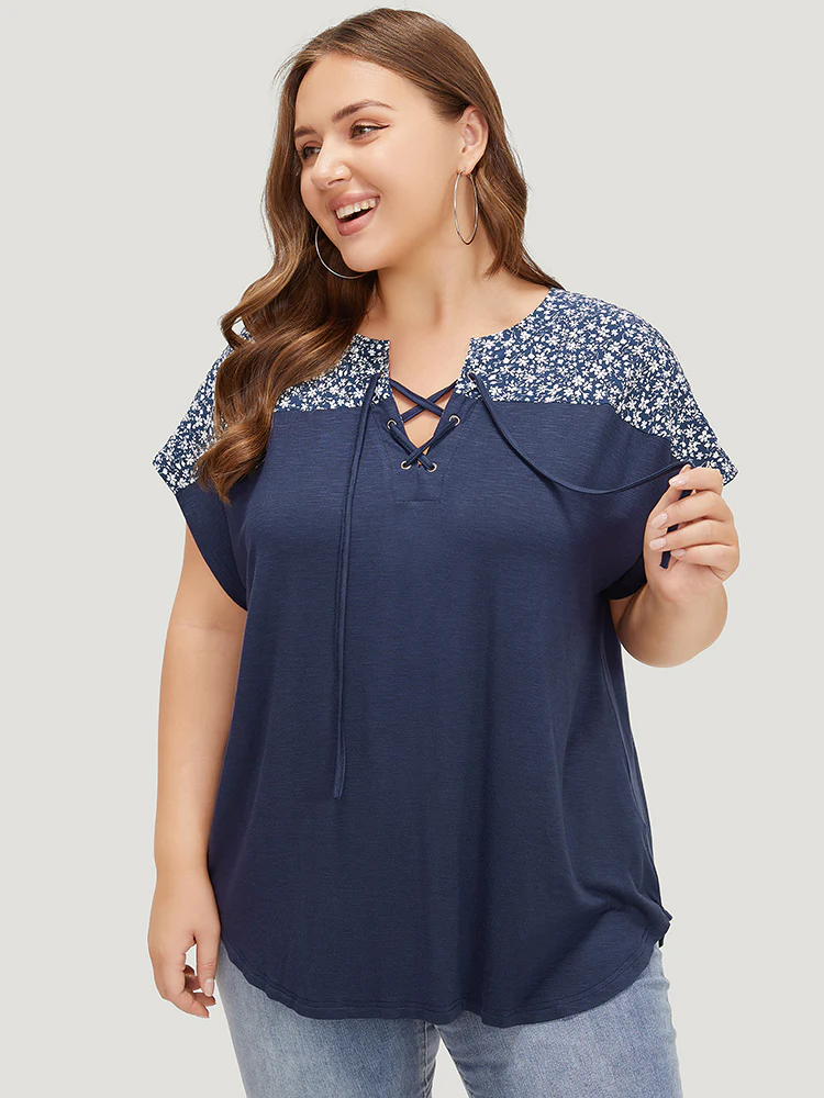 Ditsy Floral Patchwork Lace Up Notched T-shirt - Image 5