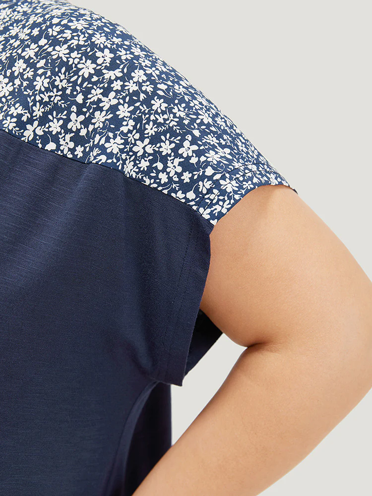 Ditsy Floral Patchwork Lace Up Notched T-shirt - Image 8