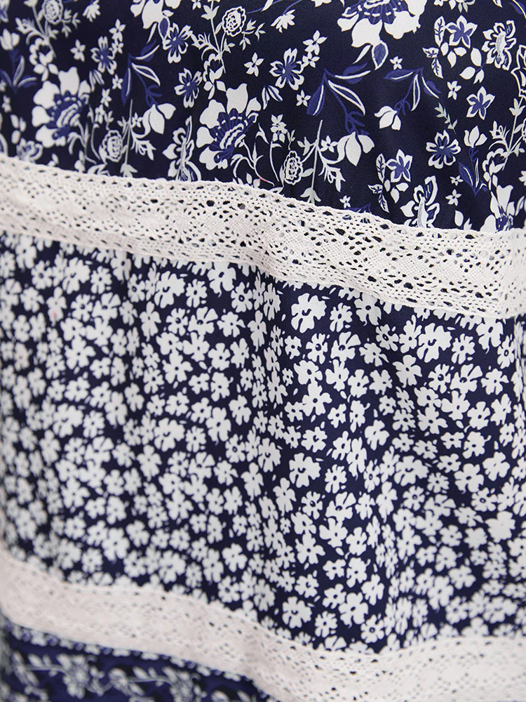 Ditsy Floral Patchwork Square Neck Flutter Sleeve Blouse - Image 8