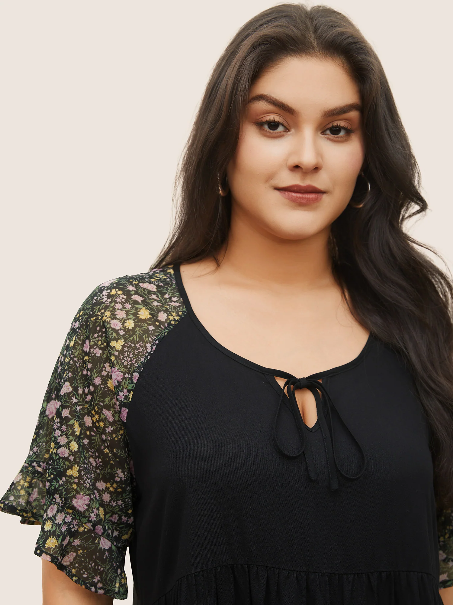 Ditsy Floral Patchwork Ties Flutter Sleeve Blouse - Image 3