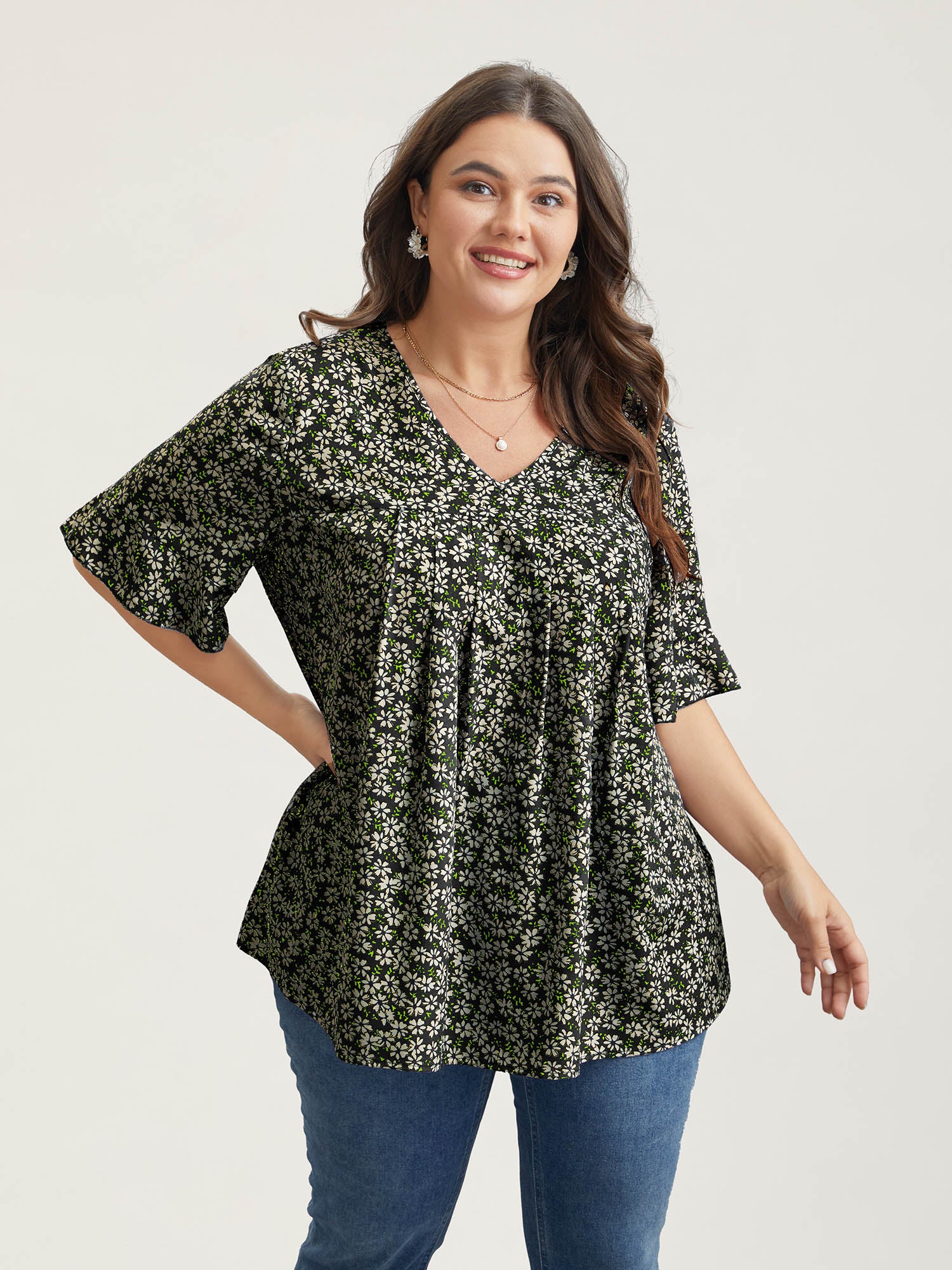 Ditsy Floral Pleated Flared Sleeve Shirt - Image 8