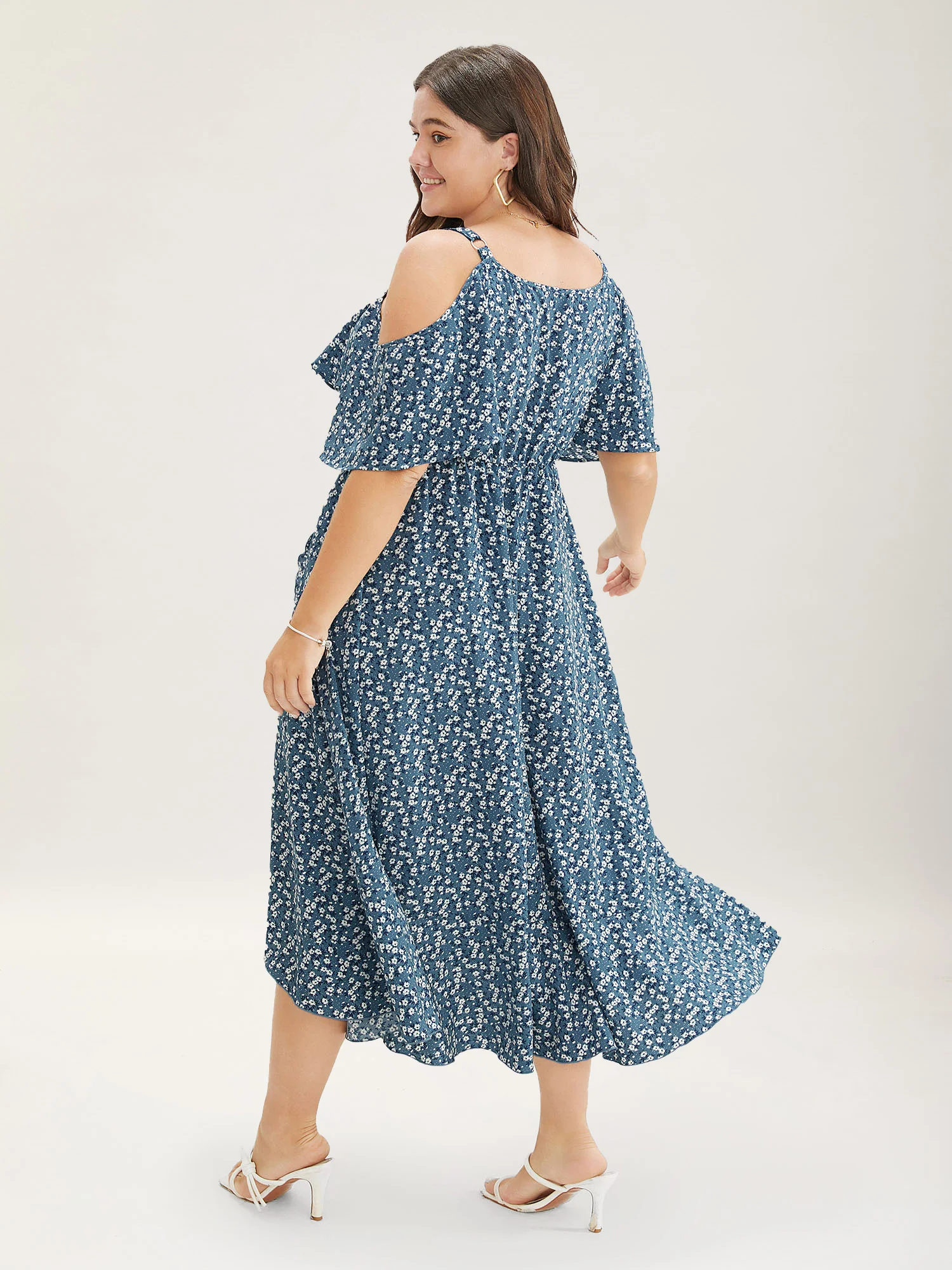 Ditsy Floral Pocket Wrap Cold Shoulder Ruffle Dress - Image 17