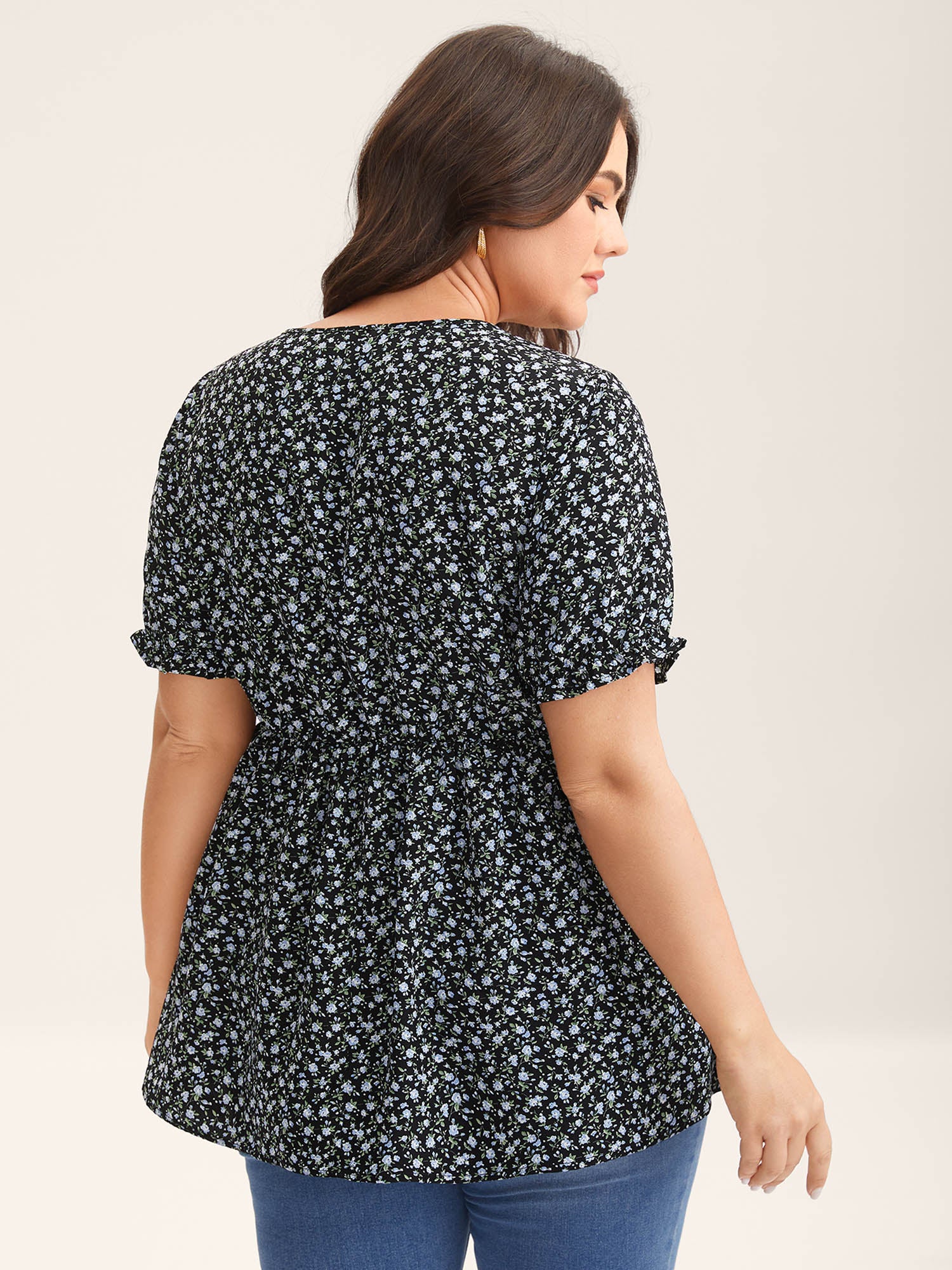 Ditsy Floral Print Bow-Tie Blouse - Image 4