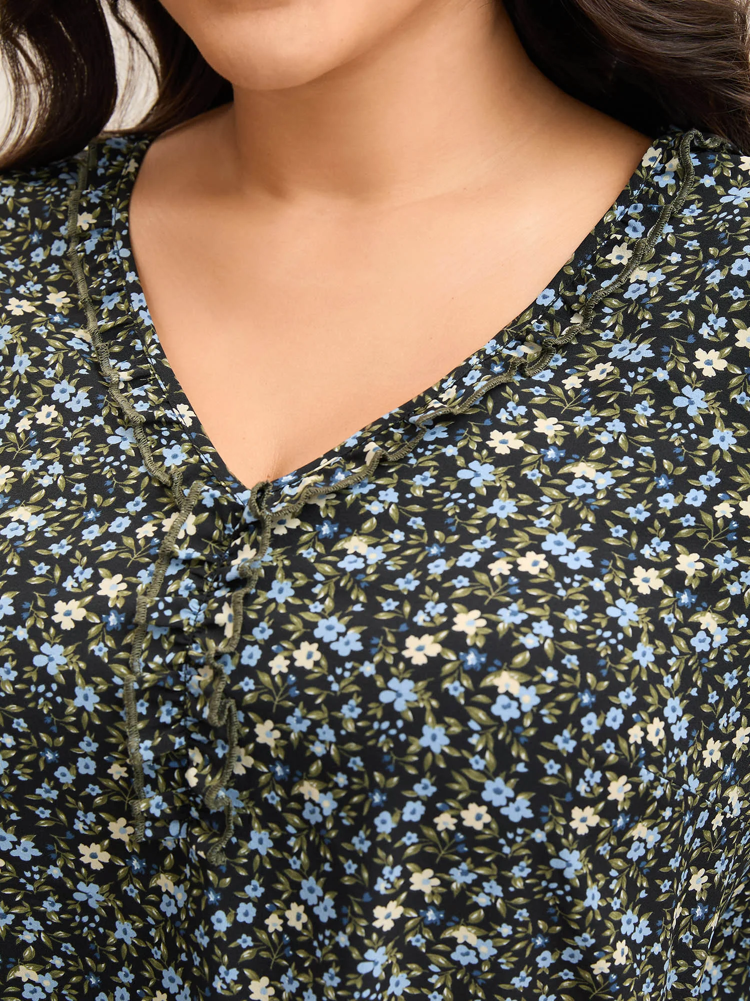 Ditsy Floral Print Frill Trim Blouse - Image 2