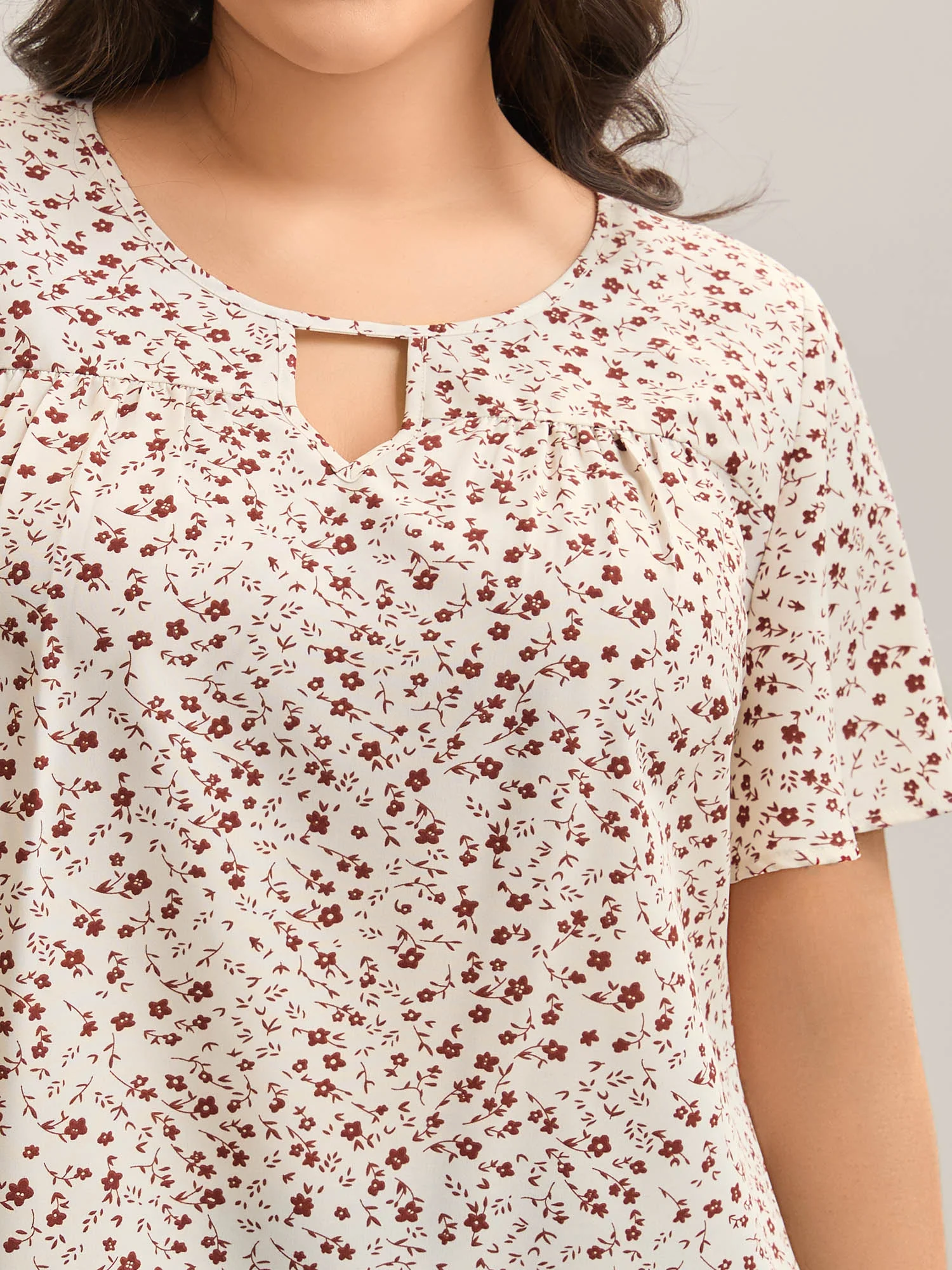 Ditsy Floral Print Lotus Leaf Sleeve Shirt - Image 2