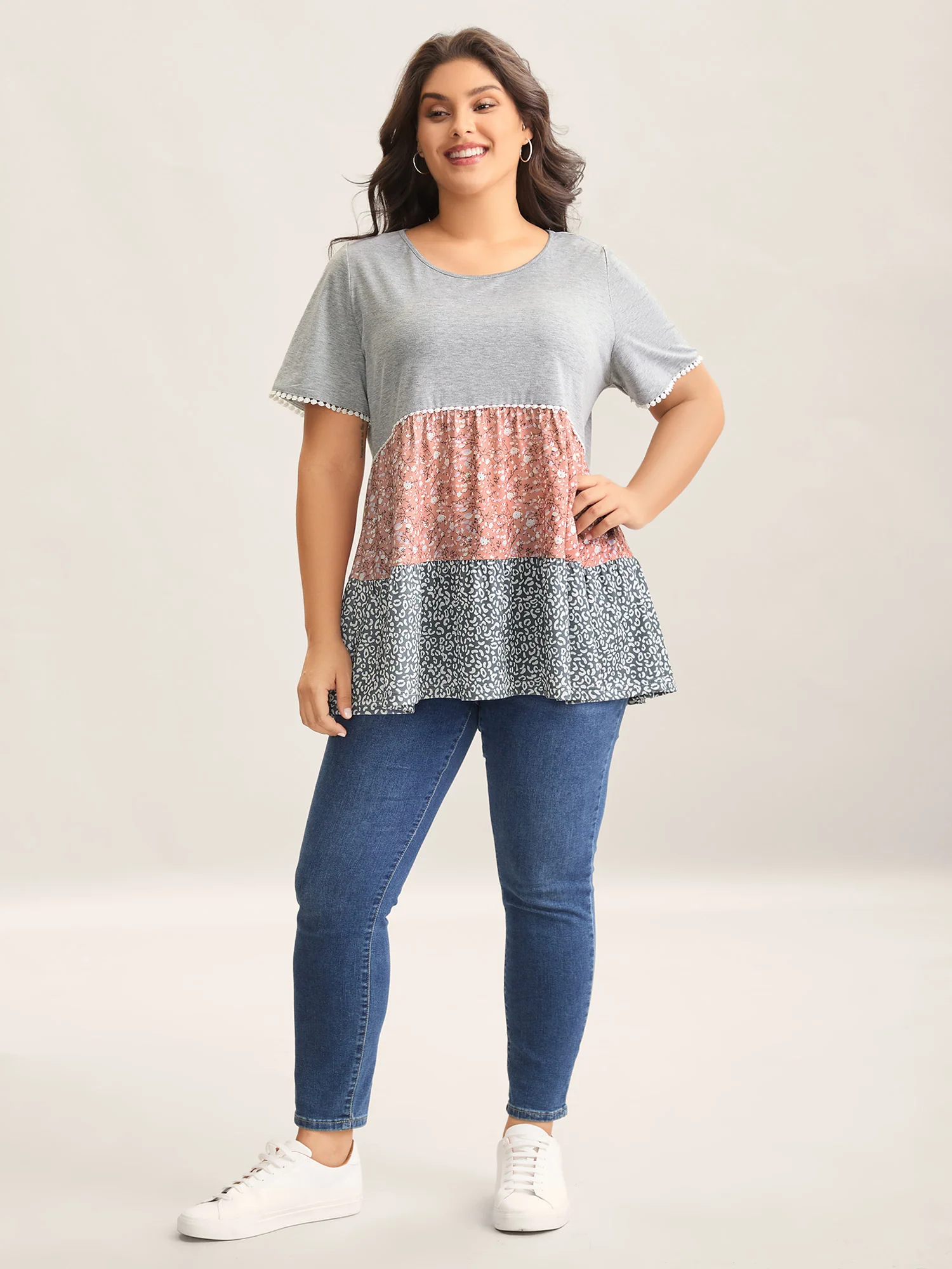 Ditsy Floral Print Patchwork Layered T-Shirt - Image 3