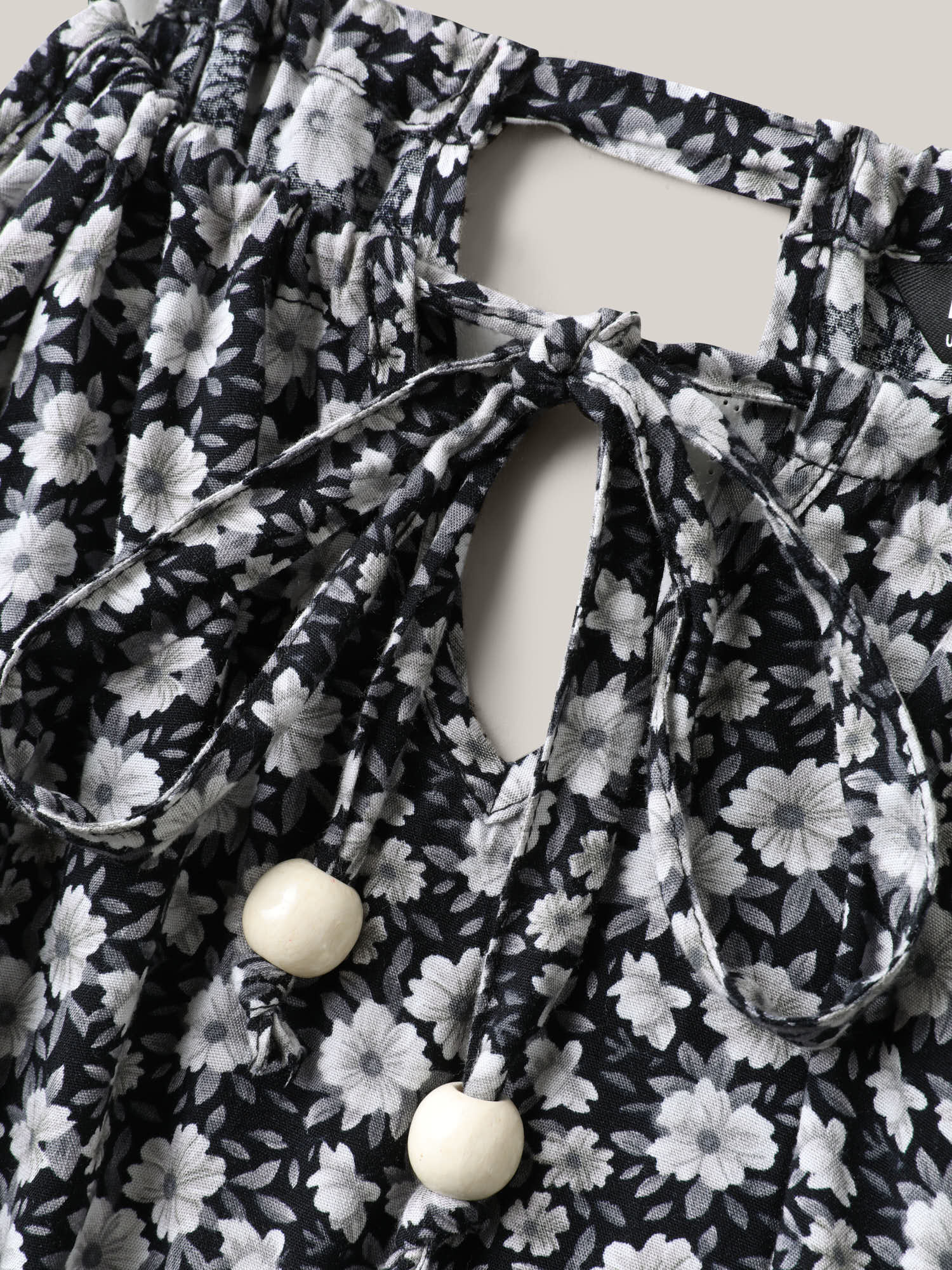 Ditsy Floral Print Shirred Tie Jumpsuit - Image 7