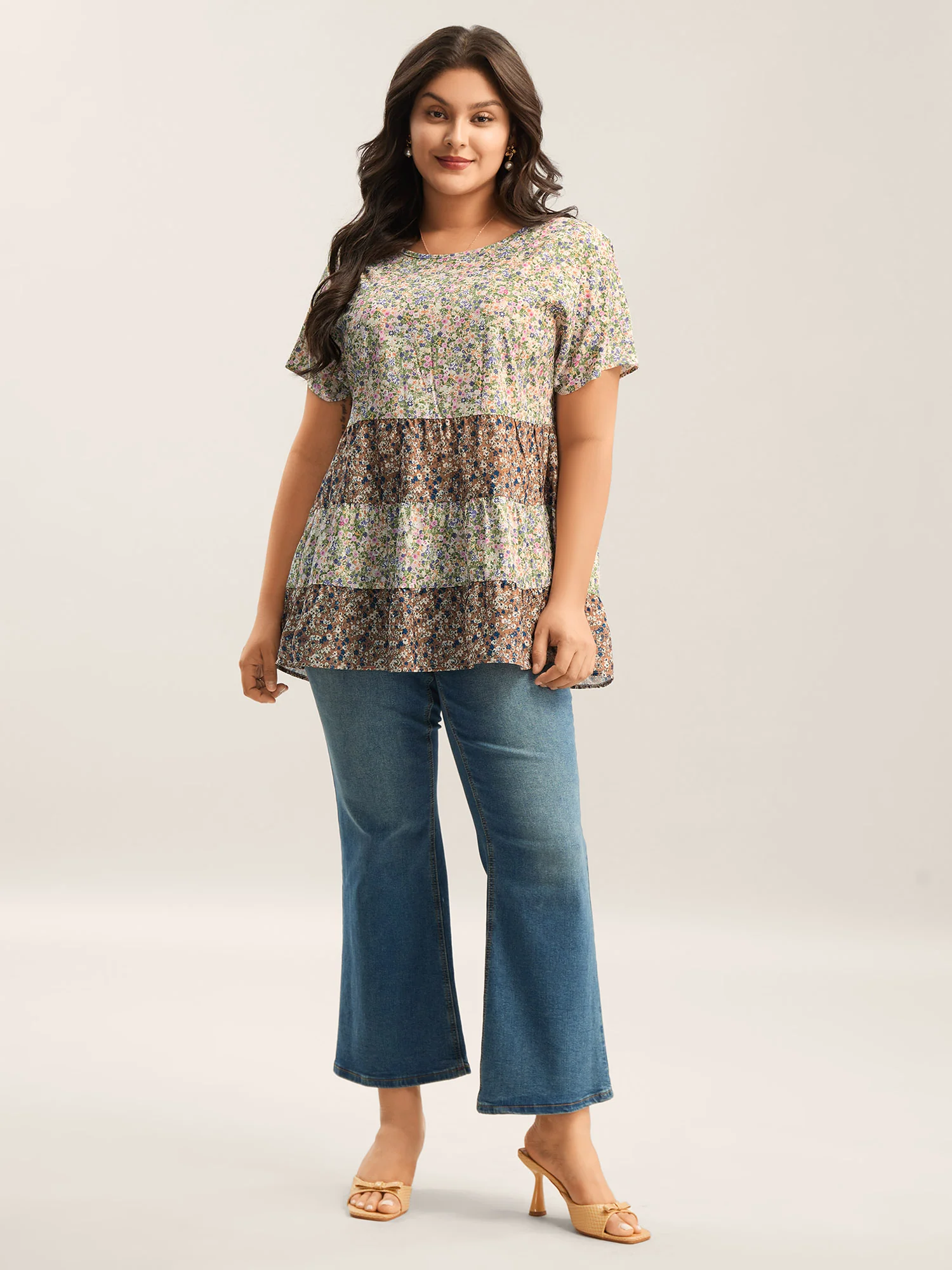Ditsy Floral Print Tiered Blouse - Image 3