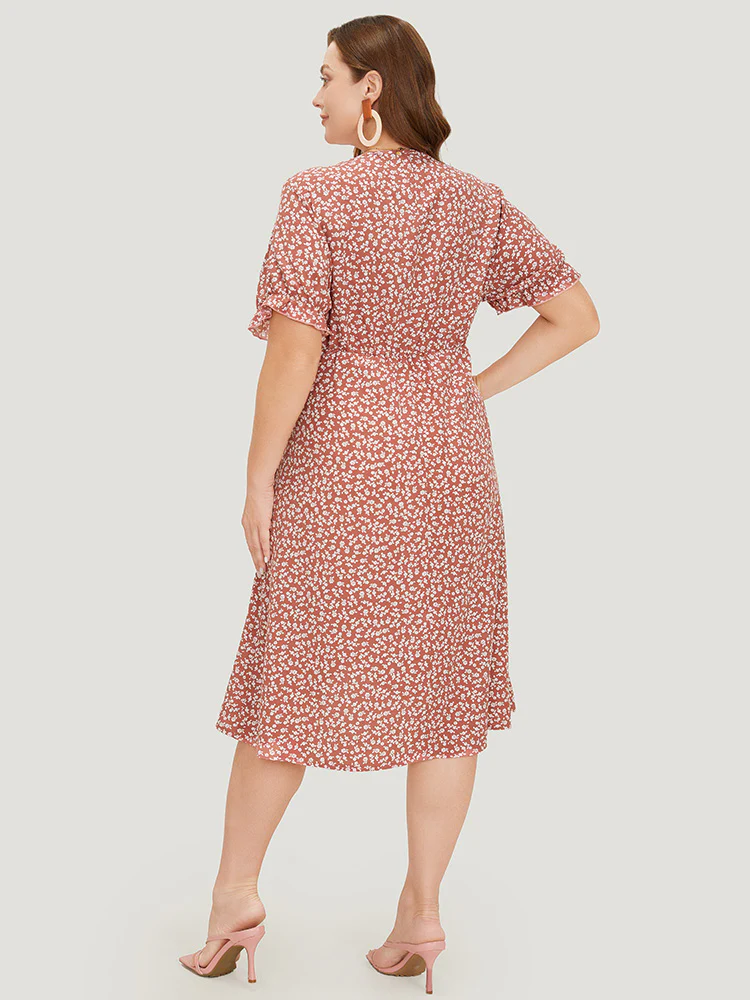 Ditsy Floral Puff Sleeve Pocket Button Ruched Wrap Dress - Image 4