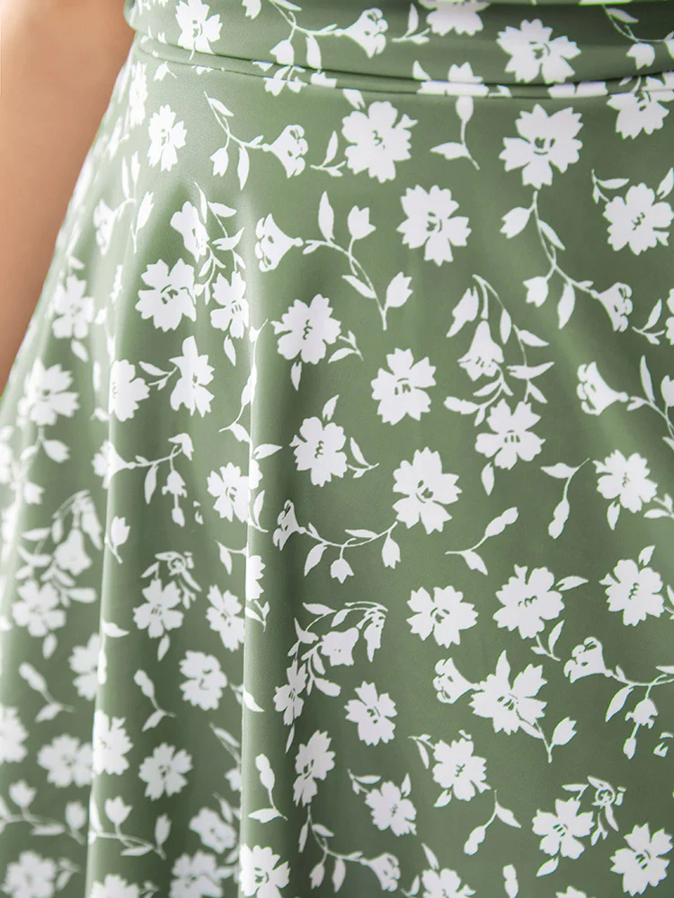 Ditsy Floral Ruched Empire Waist Swim Dress - Image 17