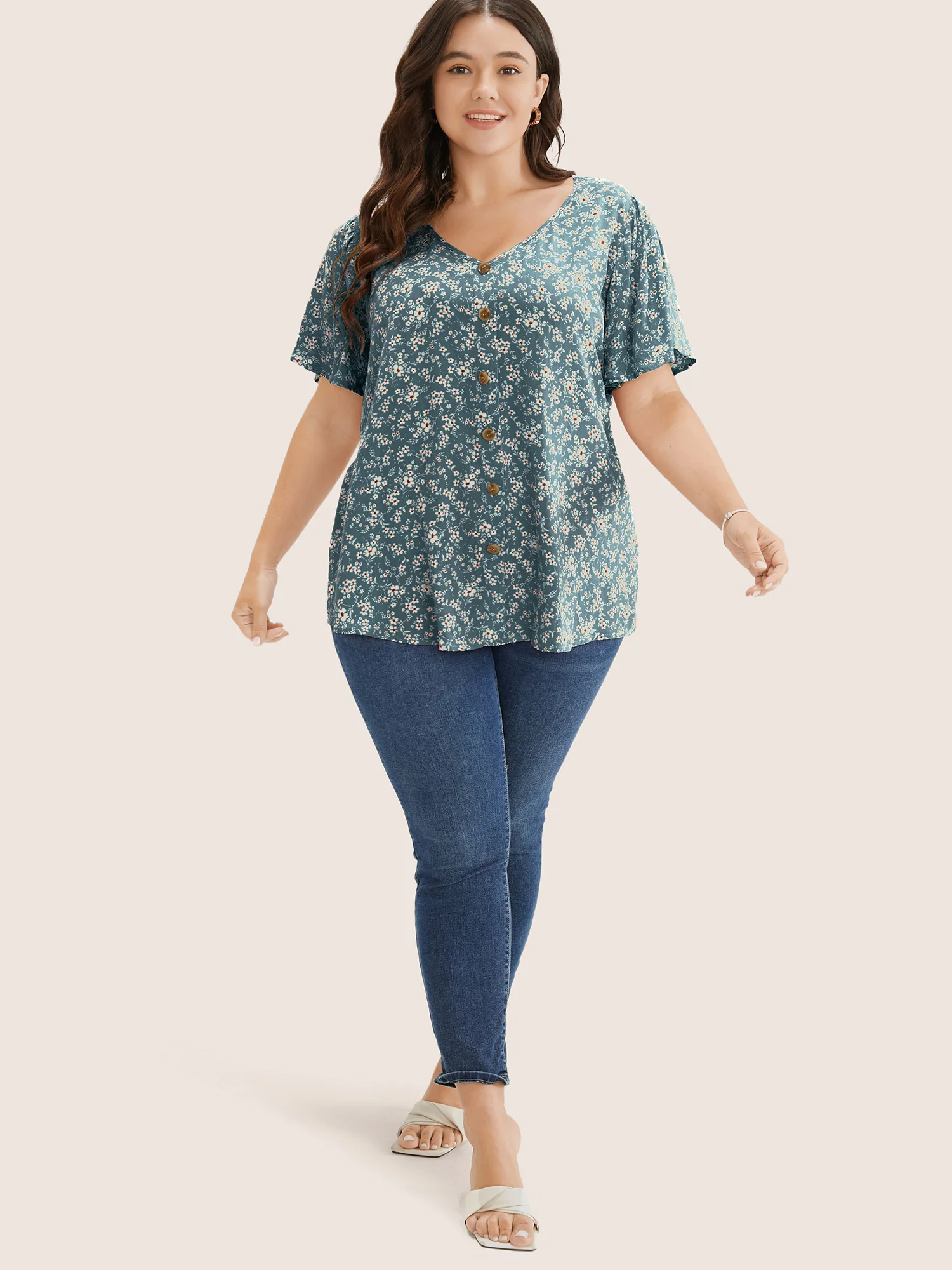 Ditsy Floral Contrast Ruffle Sleeve Button Detail Blouse - Image 3