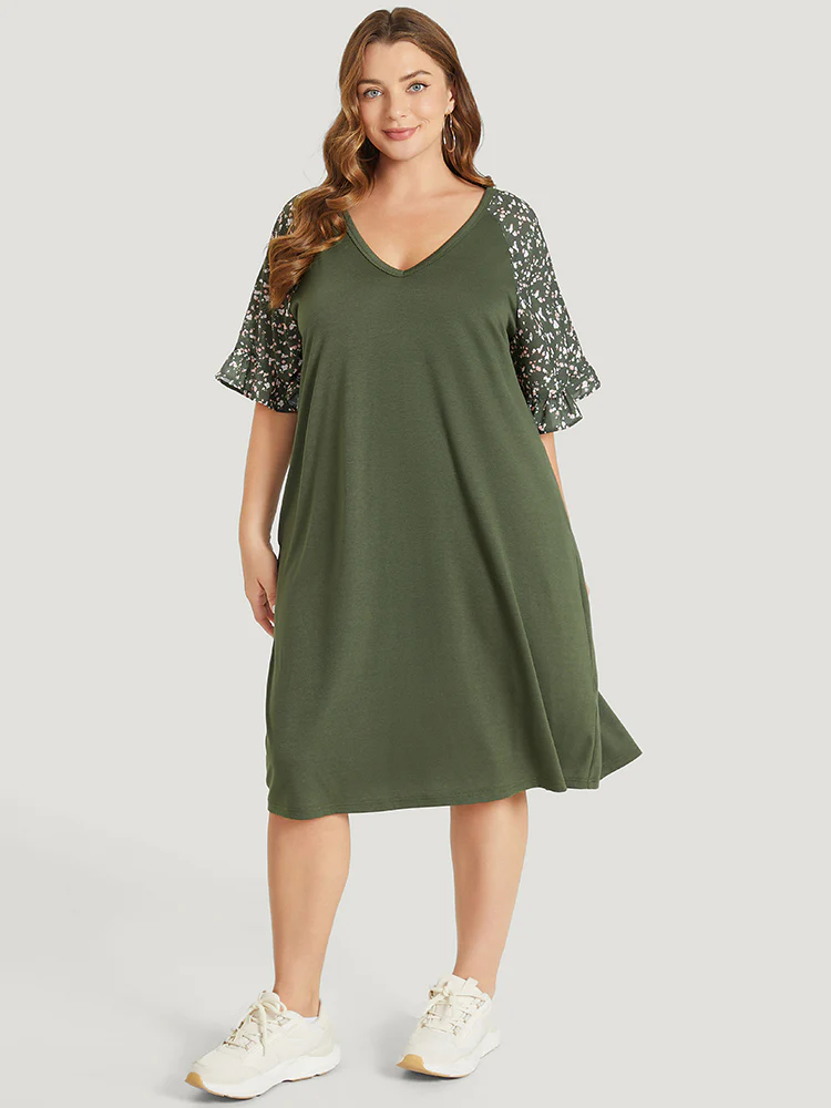 Ditsy Floral Ruffle Trim Raglan Sleeve Pocket Dress - Image 3