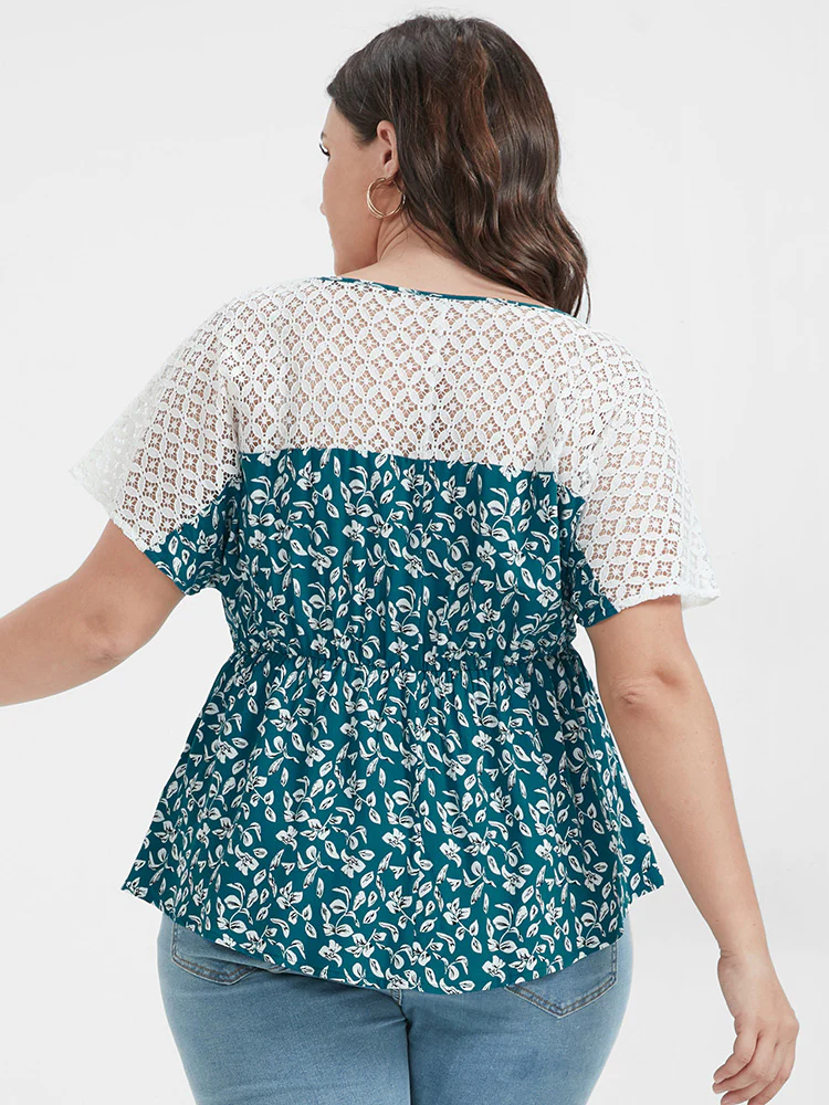 Ditsy Floral Ruffles Raglan Sleeve Contrast Lace Blouse - Image 5