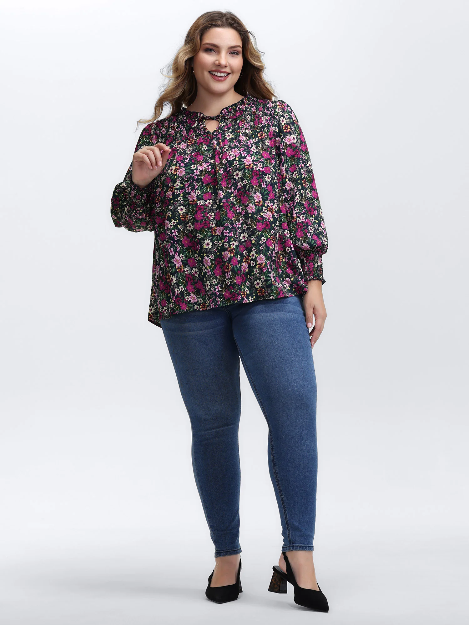 Ditsy Floral Shirred Neck Tie Blouse - Image 3