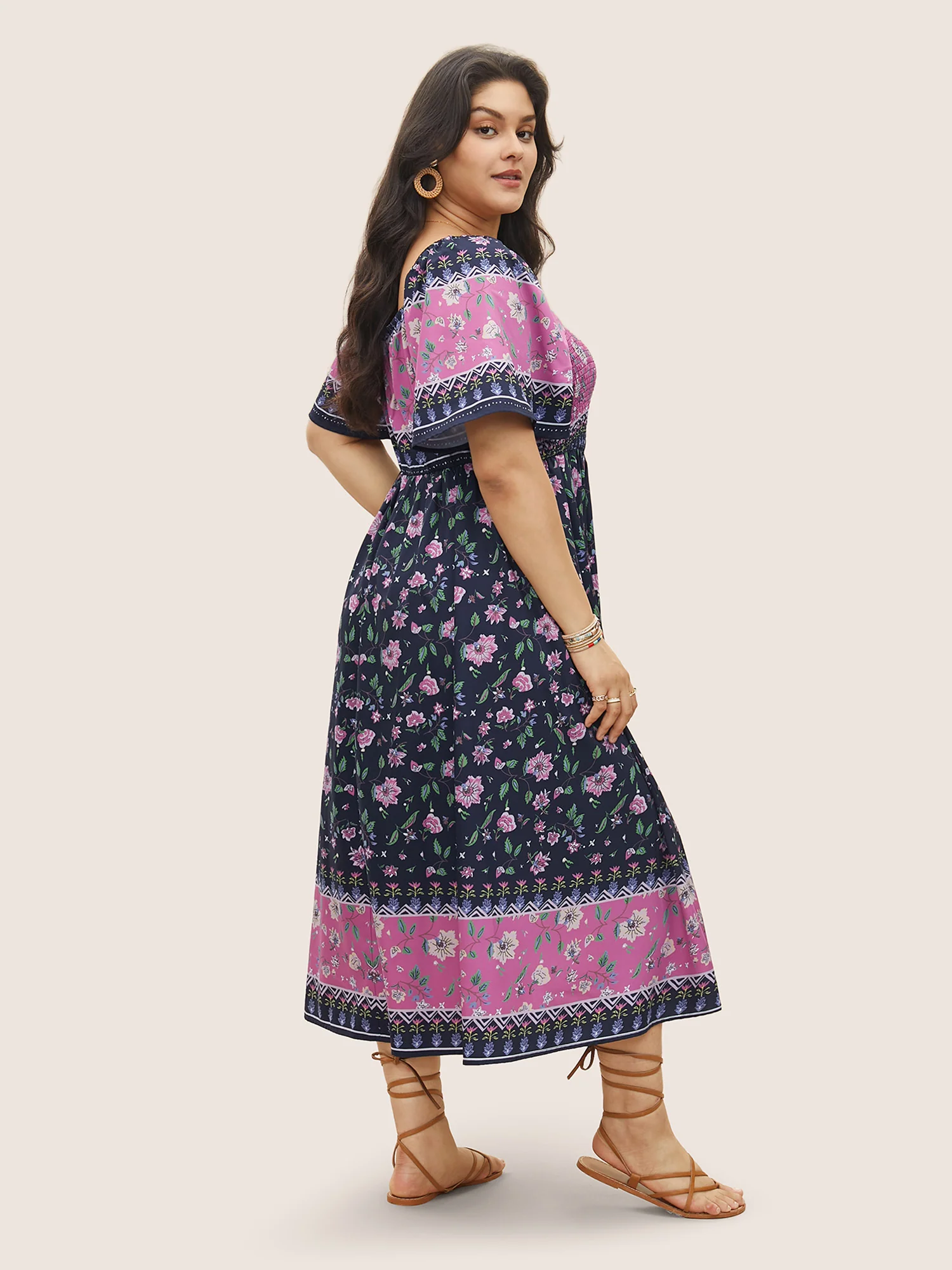 Ditsy Floral Shirred Patchwork Ruffle Sleeve Dress - Image 3