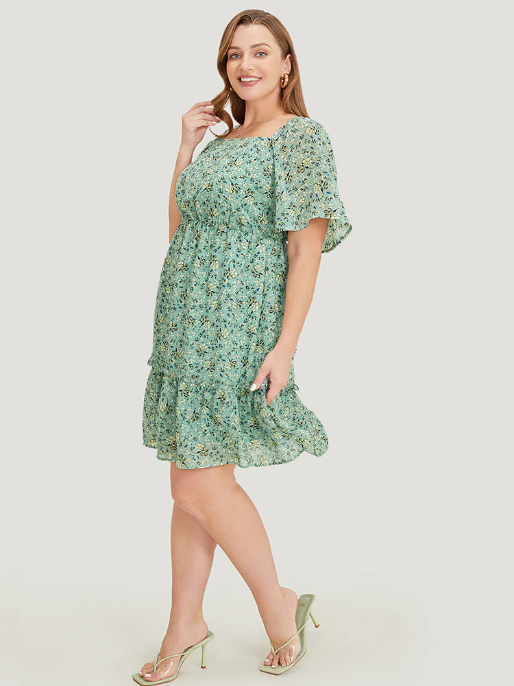Ditsy Floral Square Neck Frill Trim Pocket Ruffle Hem Dress - Image 4
