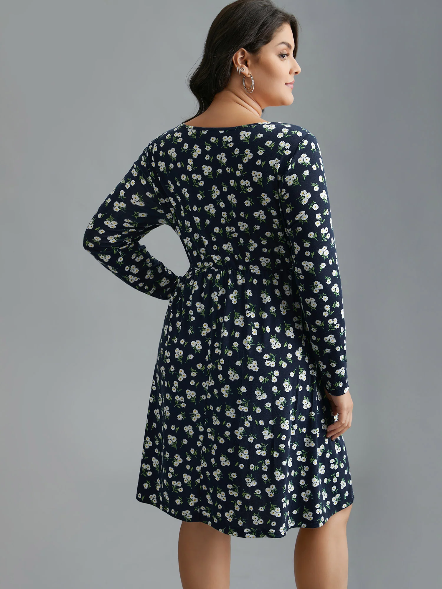 Ditsy Floral Square Neck Pocket Dress - Image 6