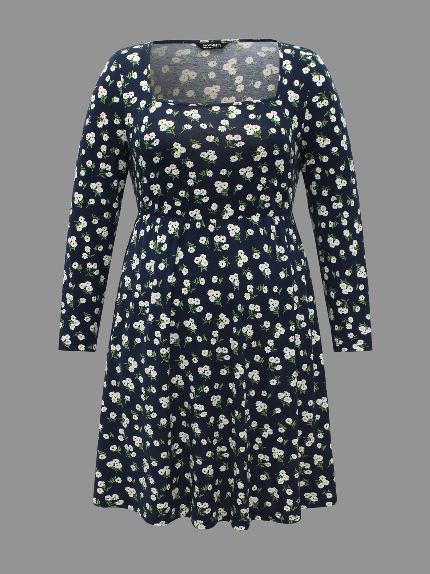 Ditsy Floral Square Neck Pocket Dress - Image 9