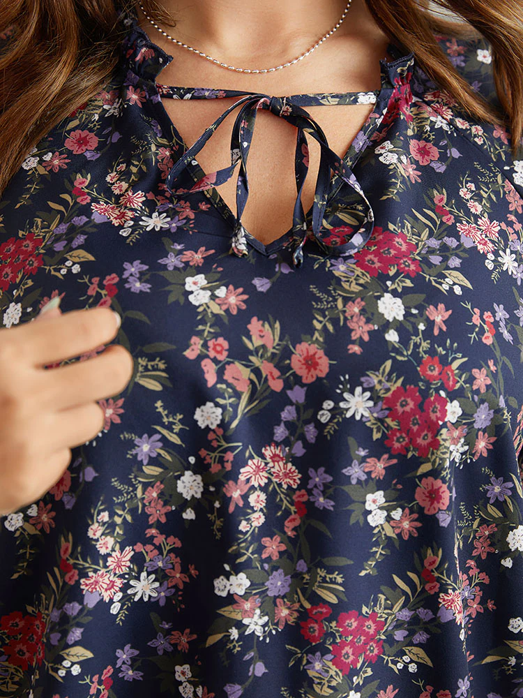 Ditsy Floral Tie Neck Elastic Cuffs Blouse - Image 8