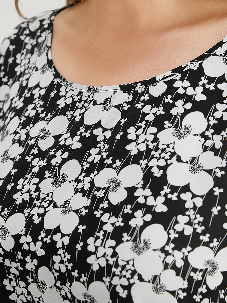 Ditsy Floral Tiered Sleeve Round Neck Ruffle Blouse - Image 7