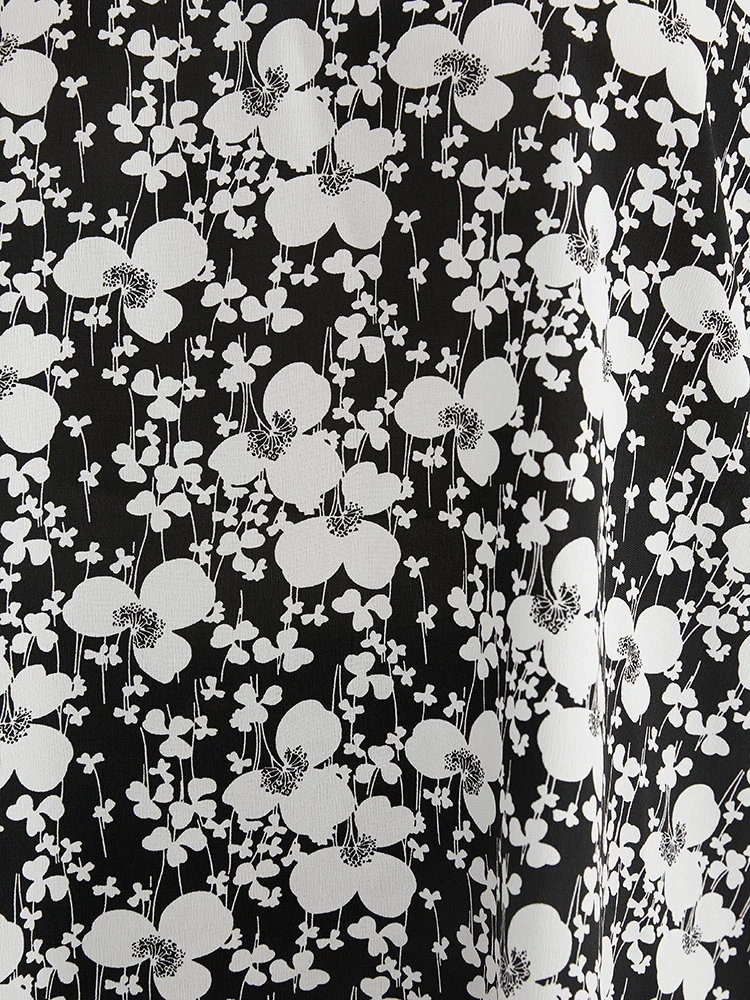 Ditsy Floral Tiered Sleeve Round Neck Ruffle Blouse - Image 8