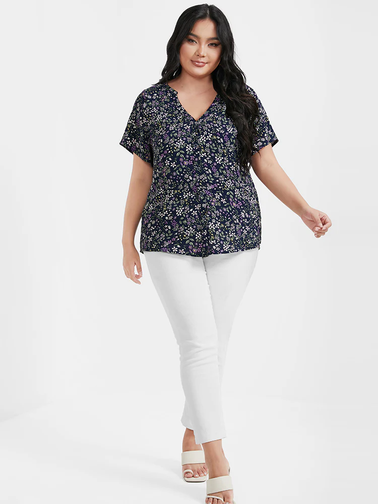 Ditsy Floral V Neck Button Blouse - Image 2