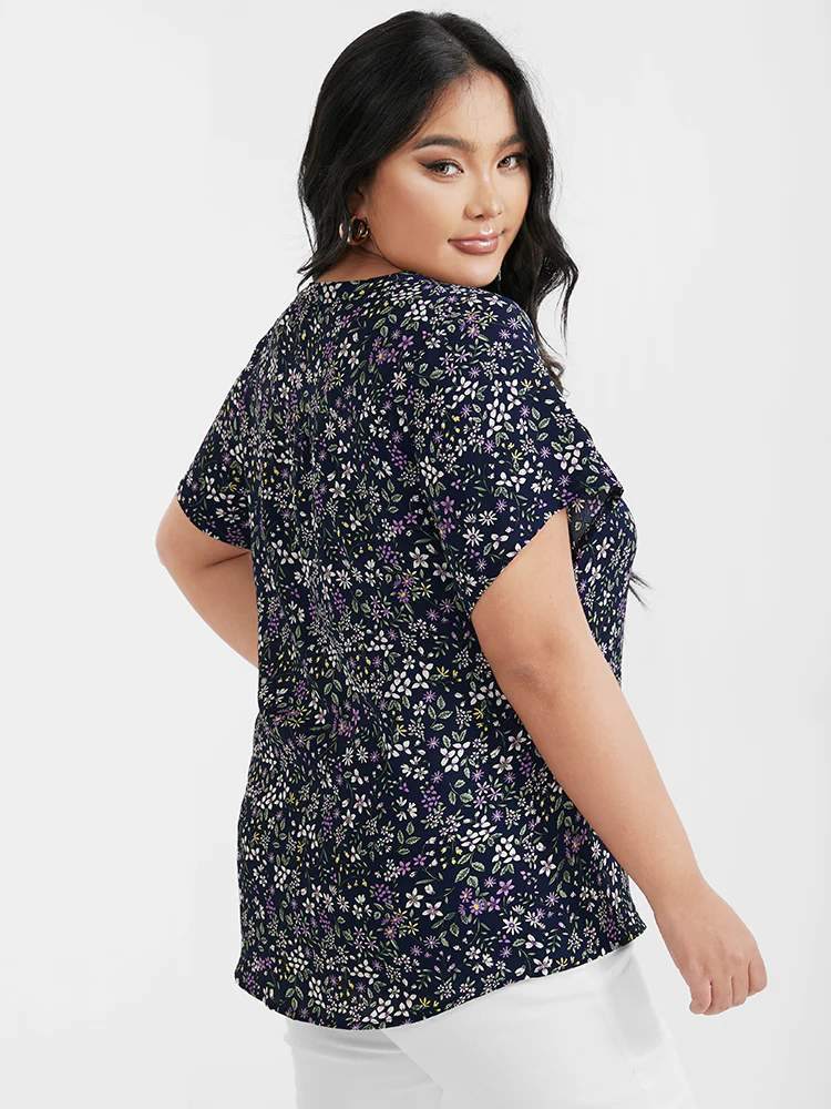 Ditsy Floral V Neck Button Blouse - Image 5