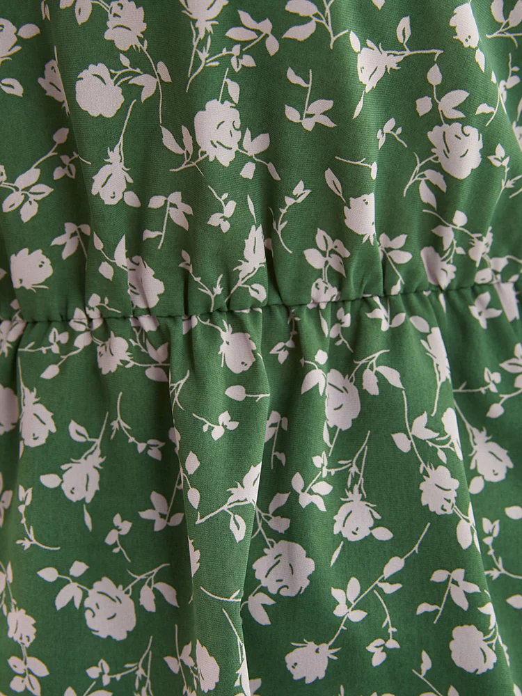 Ditsy Floral V Neck Lantern Sleeve Blouse - Image 7