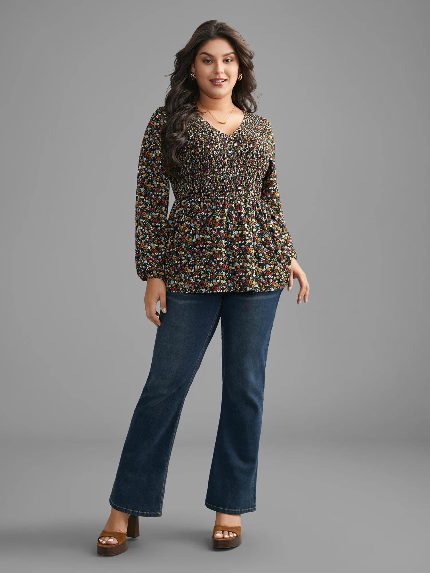 Ditsy Floral V Neck Shirred Blouse - Image 3