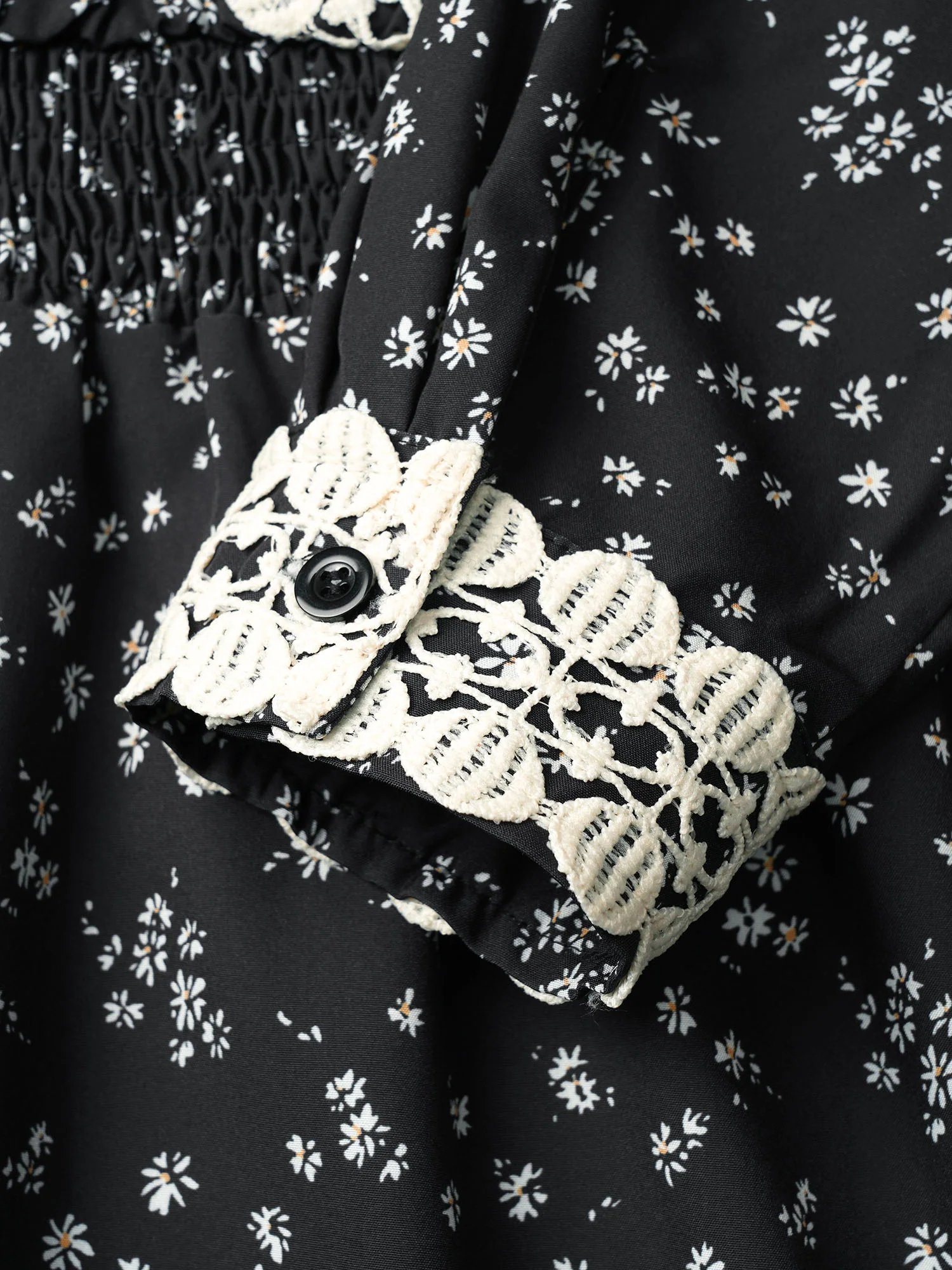 Ditsy Floral Wrap Shirred Lace Patchwork Blouse - Image 7
