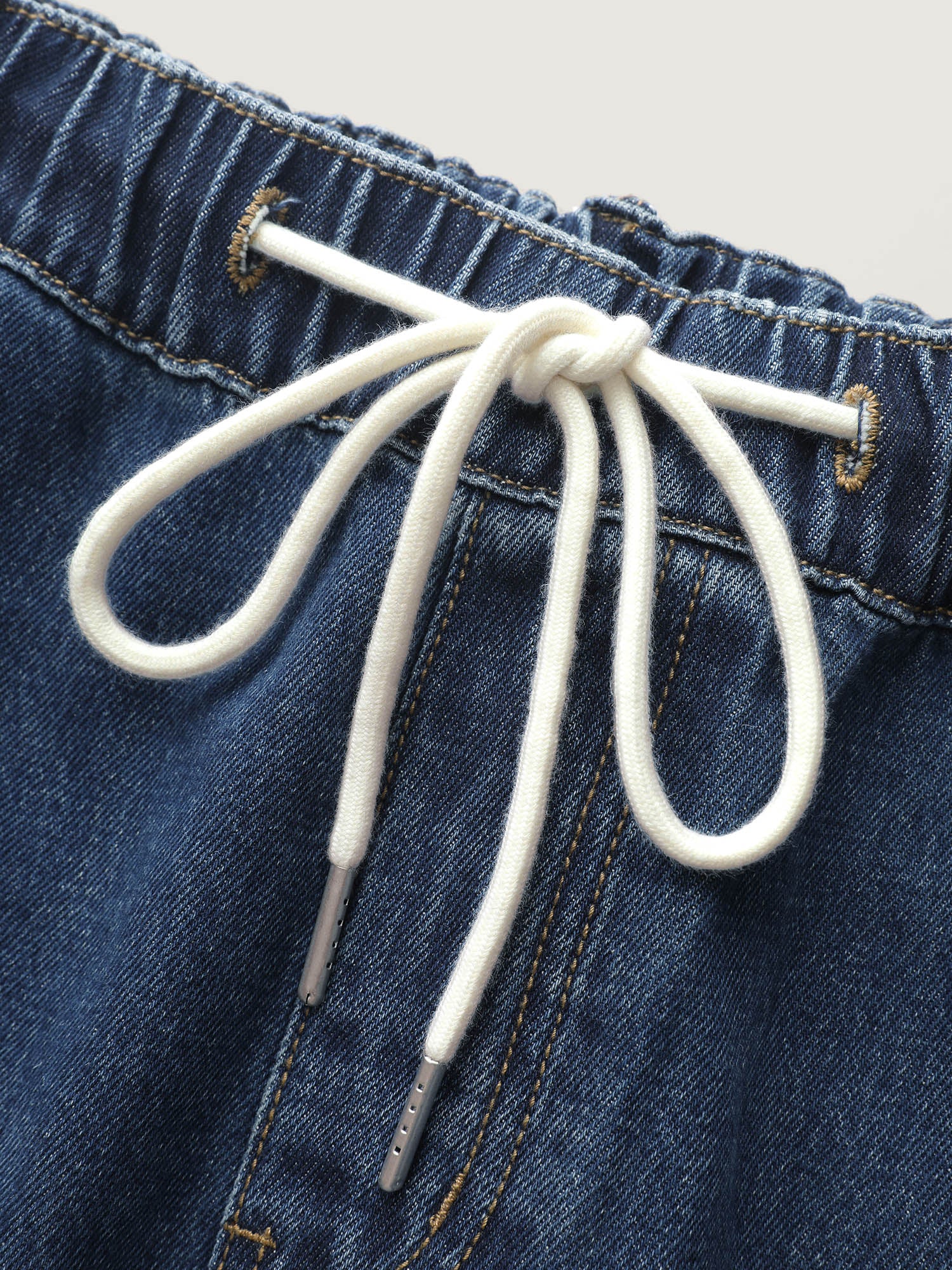 Drawstring Front Slit Stretchy Waist Midi Denim Skirt - Image 9