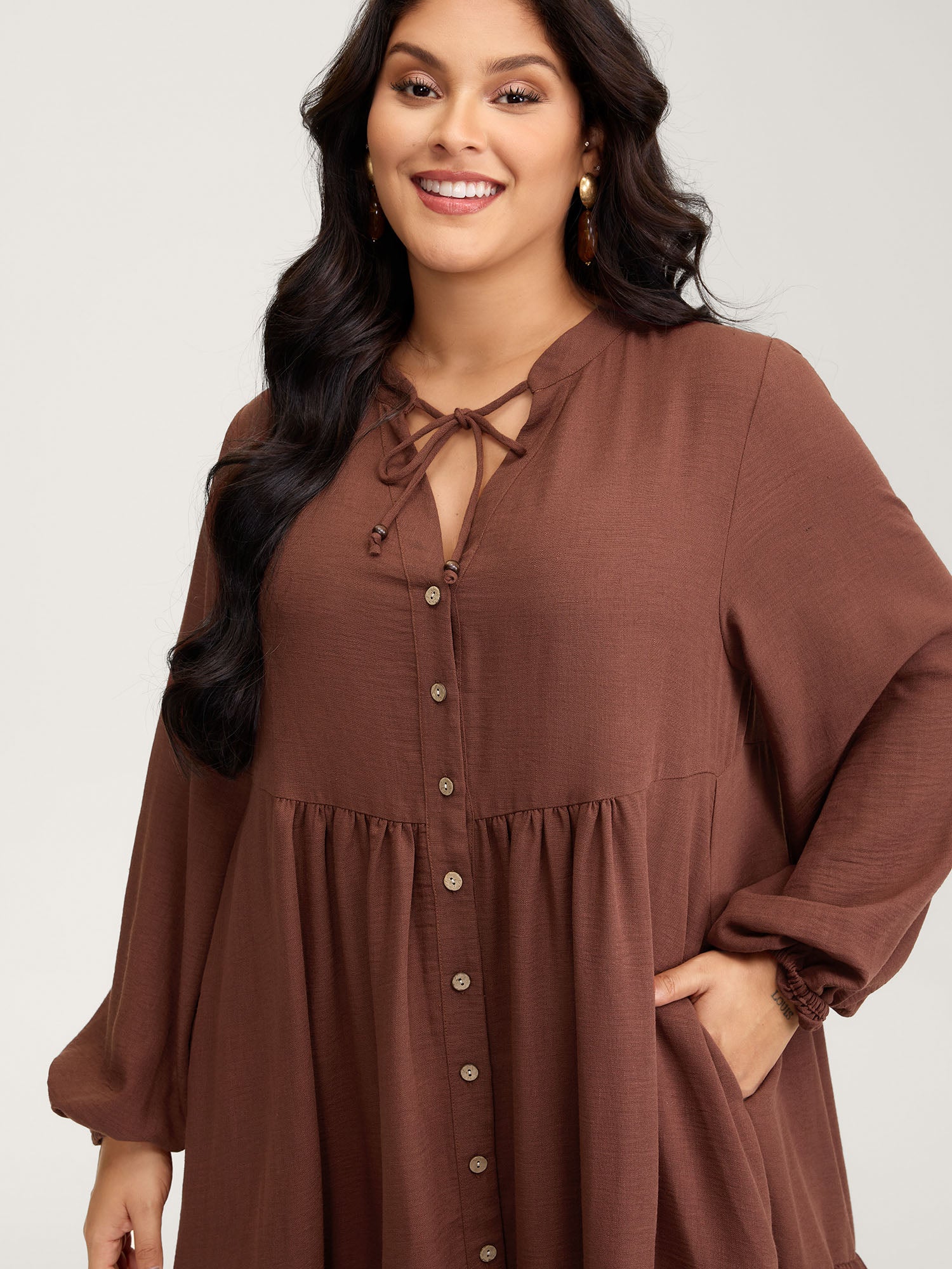 Drawstring Neck Tiered Balloon Sleeve Midi Dress - Image 2