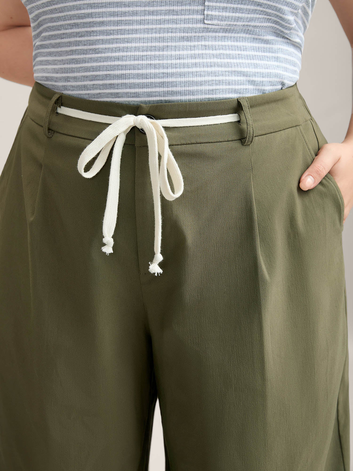 Drawstring Pockets Wide-Leg Pants - Image 2