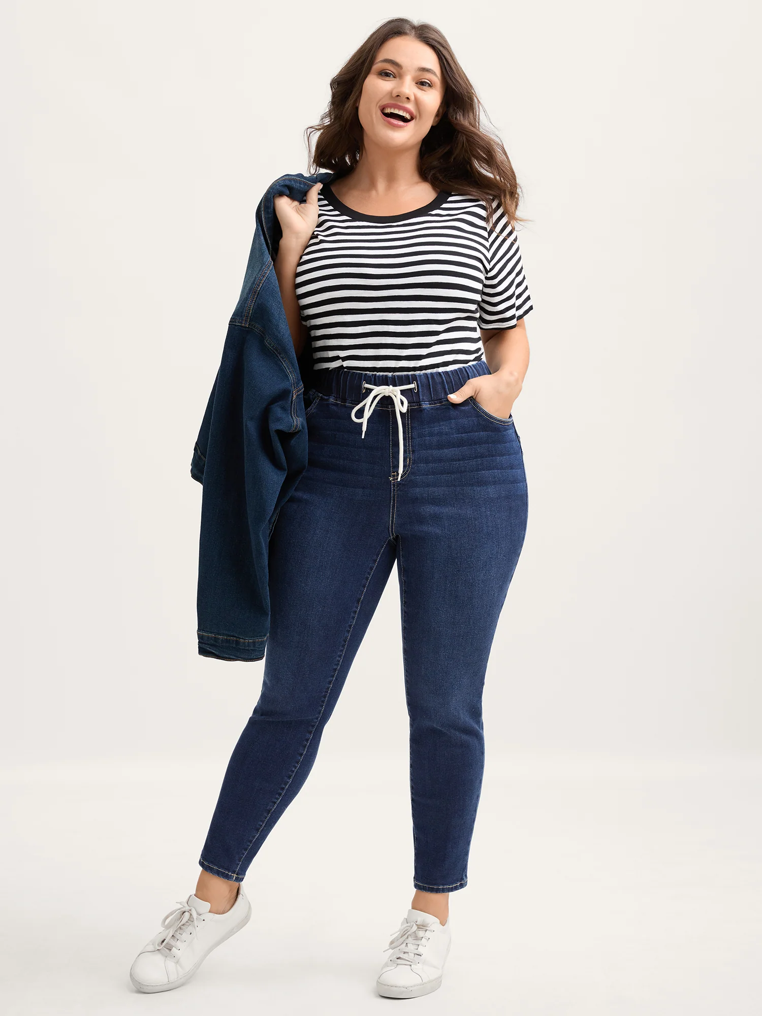 Drawstring Stretchy Waist Skinny-Fit Jeans
