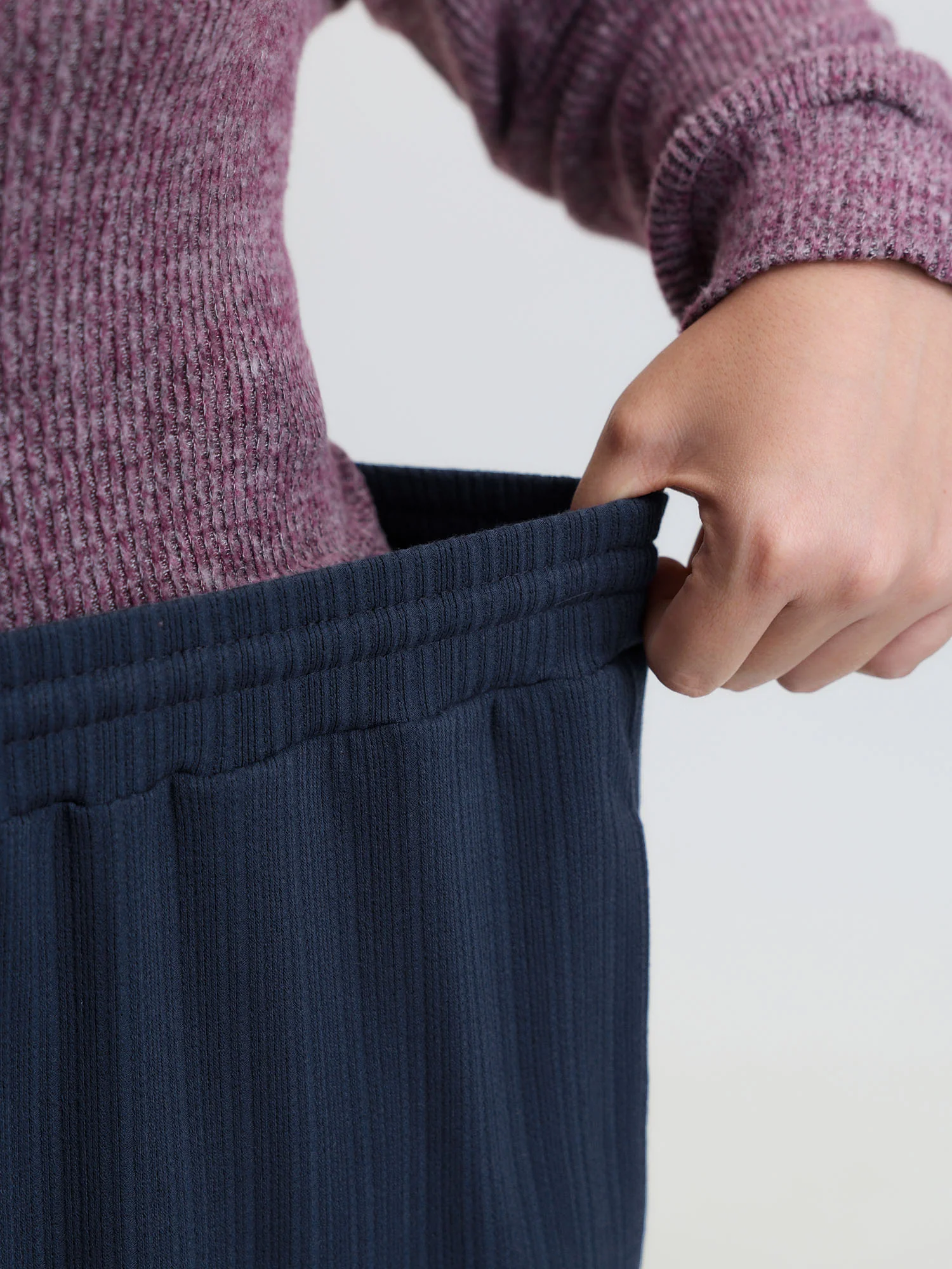 Drawstring Waist Cozy Lounge Bottoms - Image 4