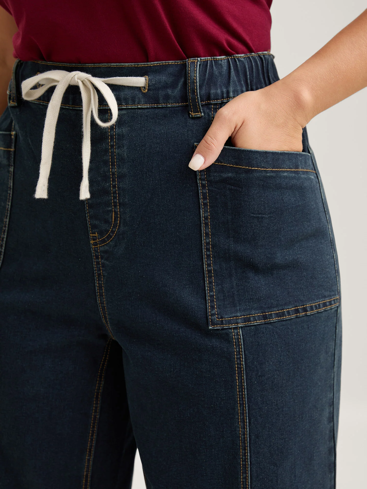 Drawstring Waist Elastic Waist Straight-Leg Jeans - Image 4