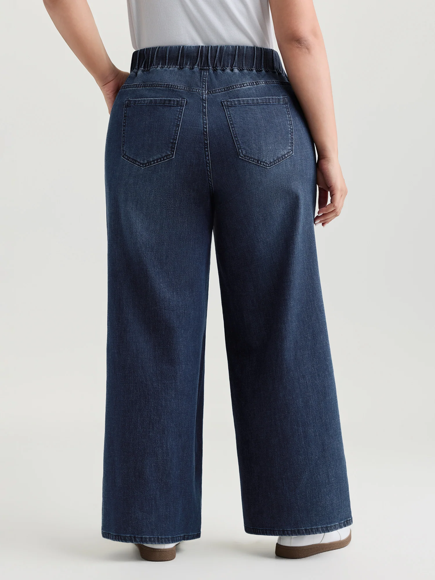 Easy Pull-On Stretchy Wide-Leg Jeans - Image 6