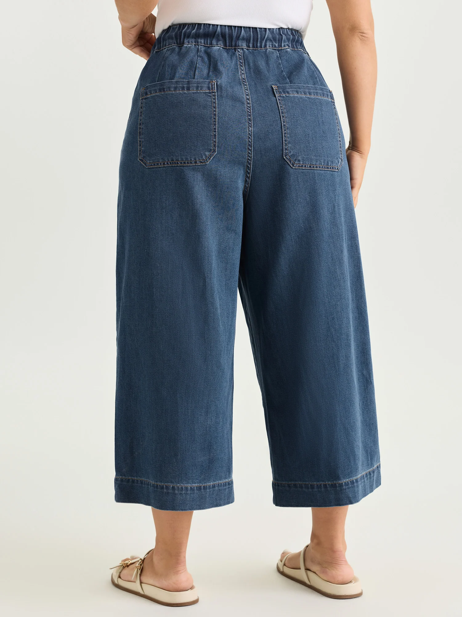 Elastic Drawstring Waistband Wide-Leg Jeans - Image 5