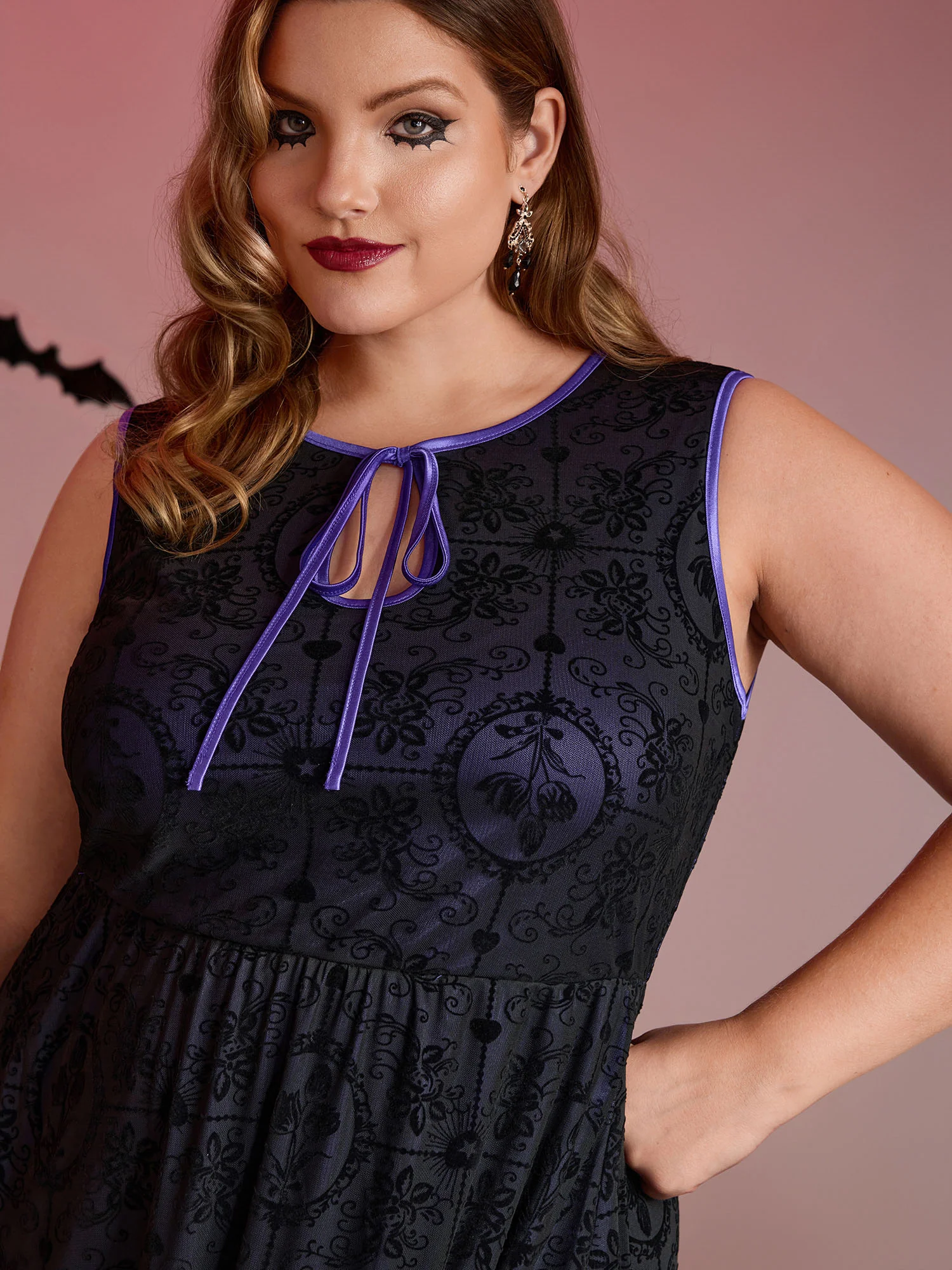 Elastic Flocked Mesh Contrast Lined Midi Dress - Image 2