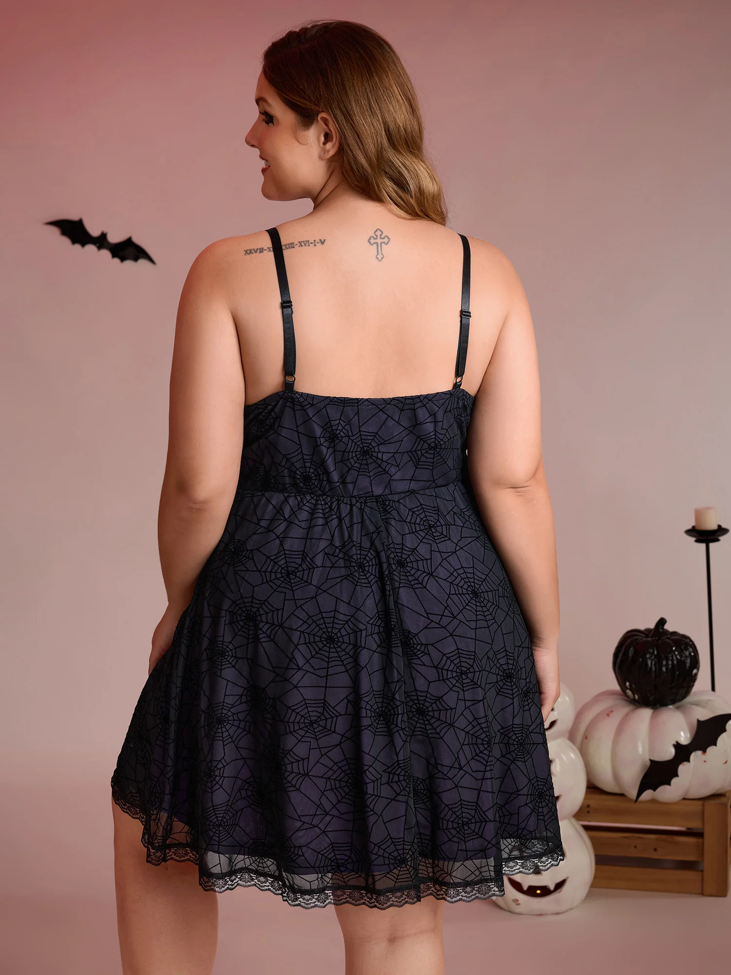Elastic Flocked Mesh Spiderweb Print Nightgown - Image 4